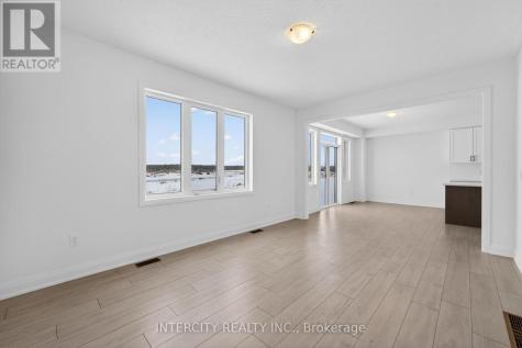 32 Legacy Circle Wasaga Beach ON L9Z 0M5