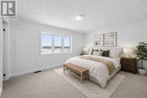 32 Legacy Circle Wasaga Beach ON L9Z 0M5