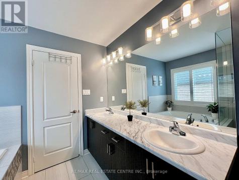 36 Paula Court Orangeville ON L9W 5V1