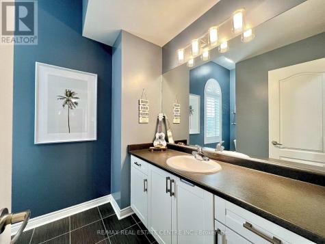 36 Paula Court Orangeville ON L9W 5V1