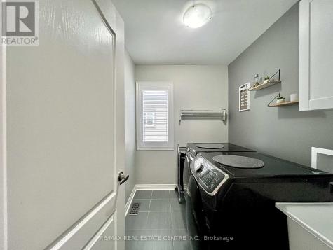 36 Paula Court Orangeville ON L9W 5V1