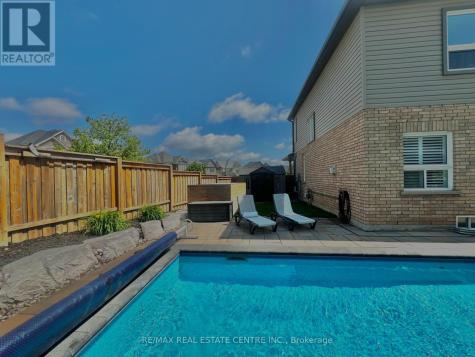 36 Paula Court Orangeville ON L9W 5V1