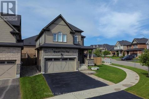 36 Paula Court Orangeville ON L9W 5V1