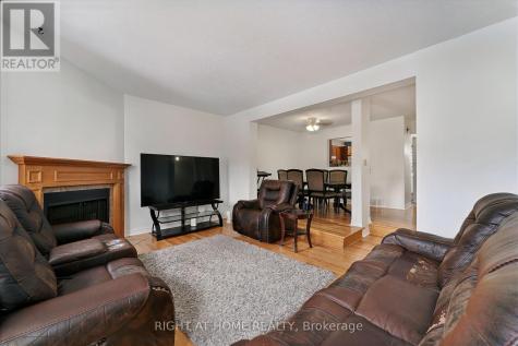 22 Almond Lane Ottawa ON K2L 3T3