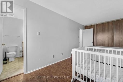 22 Almond Lane Ottawa ON K2L 3T3