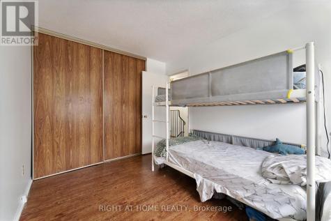 22 Almond Lane Ottawa ON K2L 3T3