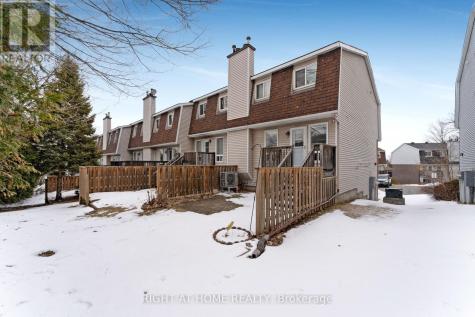 22 Almond Lane Ottawa ON K2L 3T3
