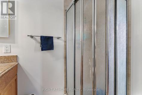 22 Almond Lane Ottawa ON K2L 3T3