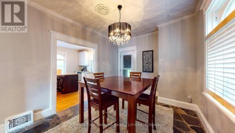 143 Fourth Street West Collingwood ON L9Y 1R6