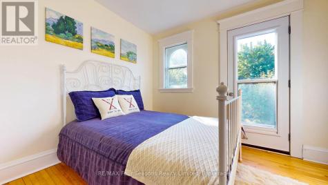 143 Fourth Street West Collingwood ON L9Y 1R6