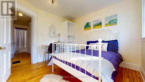 143 Fourth Street West Collingwood ON L9Y 1R6