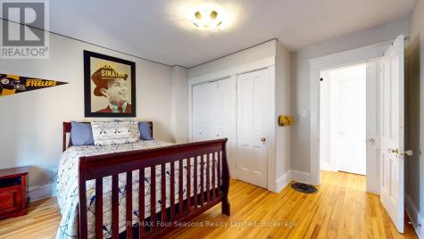 143 Fourth Street West Collingwood ON L9Y 1R6