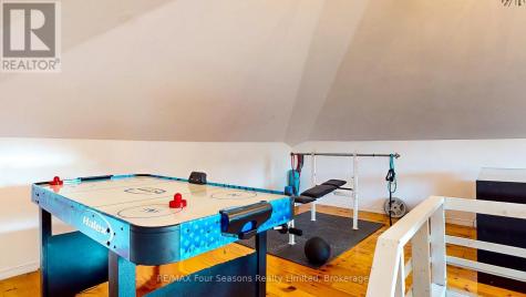 143 Fourth Street West Collingwood ON L9Y 1R6