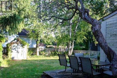 143 Fourth Street West Collingwood ON L9Y 1R6