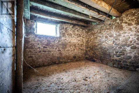 21 Station Street Amaranth ON L9W 0V2