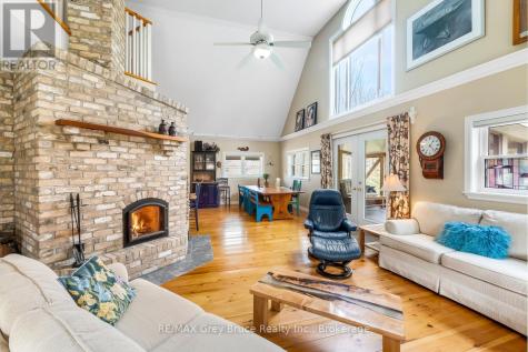 20 Maple Drive Northern Bruce Peninsula ON N0H 1Z0