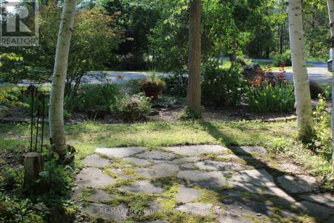 20 Maple Drive Northern Bruce Peninsula ON N0H 1Z0
