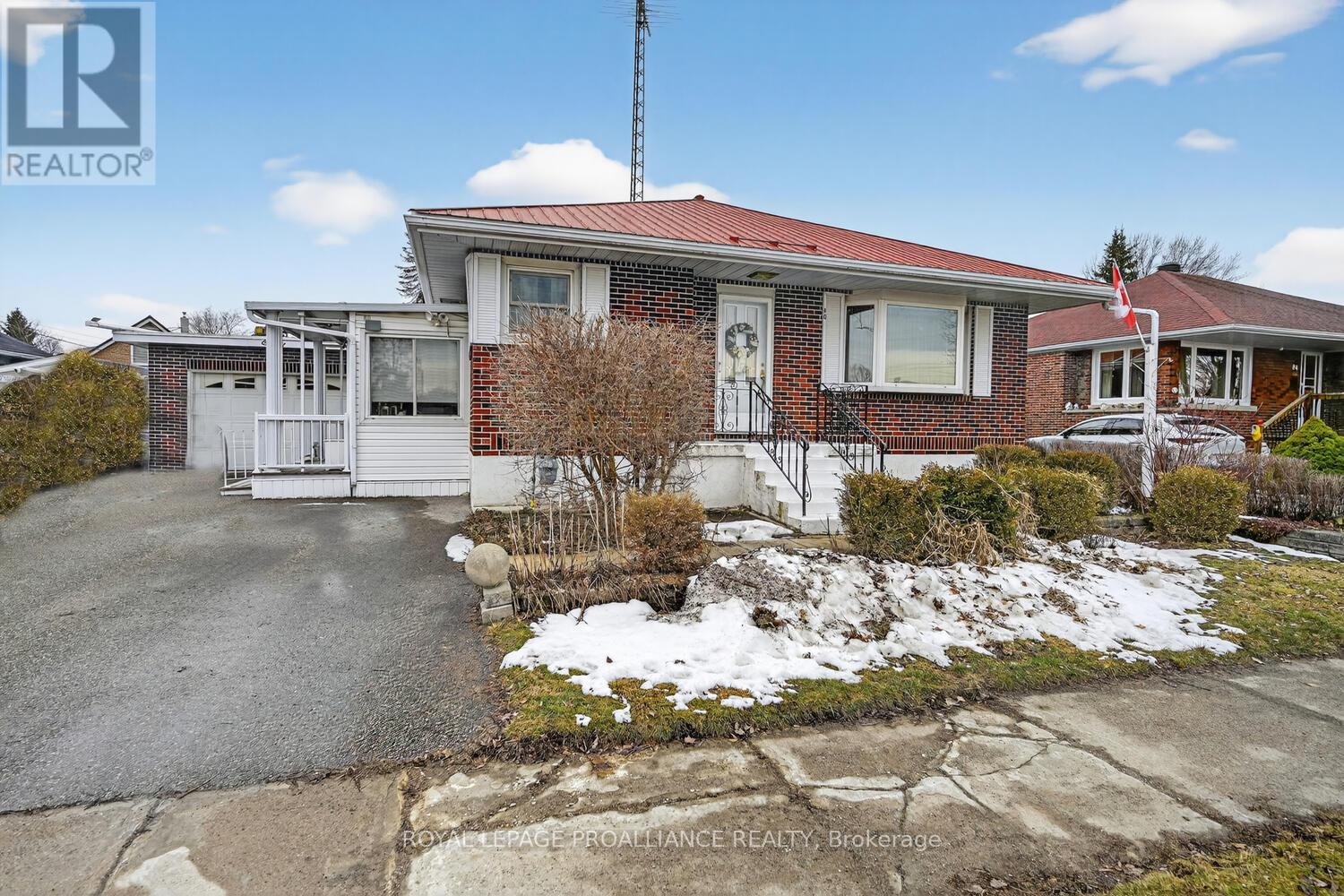 80 Sevenoaks Avenue Brockville ON K6V 2V4
