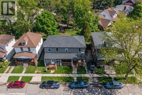 658 Tournier Windsor ON N9C 3H2