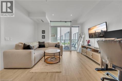 741 King Street West Kitchener ON N2G 1E5