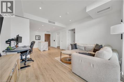 741 King Street West Kitchener ON N2G 1E5