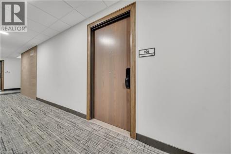 741 King Street West Kitchener ON N2G 1E5