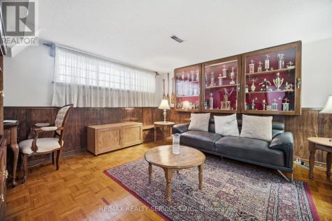 183 Vodden Street East Brampton (brampton North) ON L6V 1M9