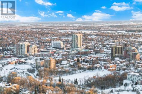 183 Vodden Street East Brampton (brampton North) ON L6V 1M9