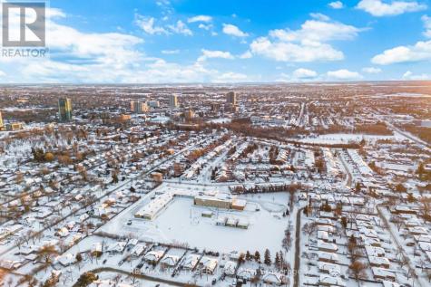 183 Vodden Street East Brampton (brampton North) ON L6V 1M9