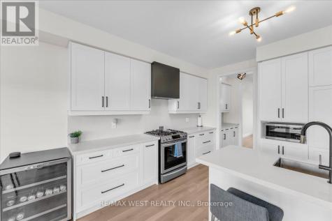 16 Janes Crescent New Tecumseth ON L9R 0T2