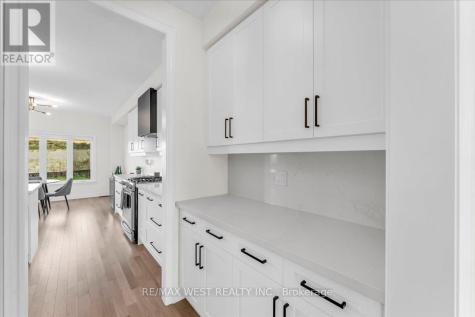16 Janes Crescent New Tecumseth ON L9R 0T2