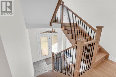 16 Janes Crescent New Tecumseth ON L9R 0T2
