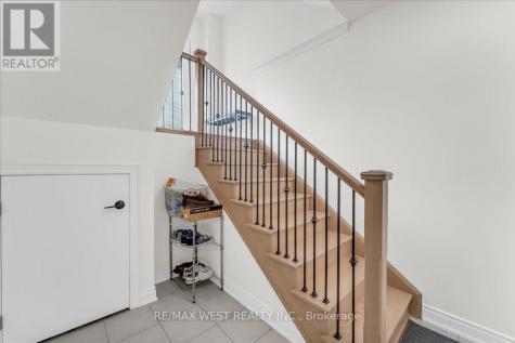 16 Janes Crescent New Tecumseth ON L9R 0T2
