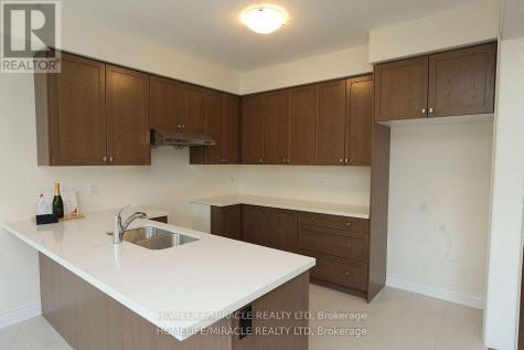 11 Calabria Drive Caledon ON L7C 4L3