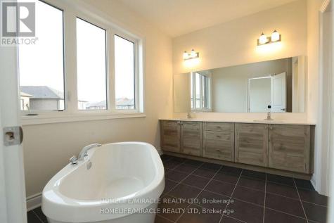 11 Calabria Drive Caledon ON L7C 4L3