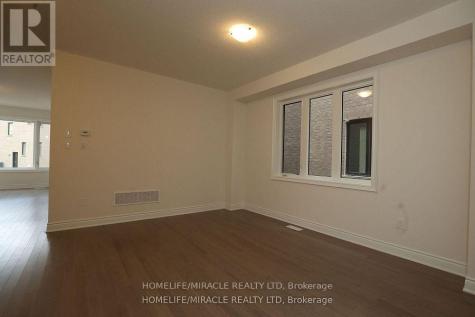 11 Calabria Drive Caledon ON L7C 4L3