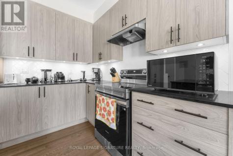 280 Sapling Grove South Ottawa ON K2J 7L9