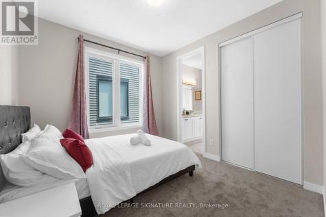 280 Sapling Grove South Ottawa ON K2J 7L9
