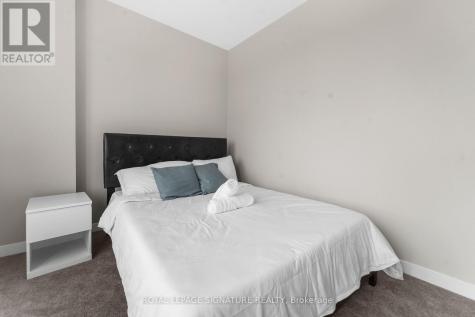 280 Sapling Grove South Ottawa ON K2J 7L9