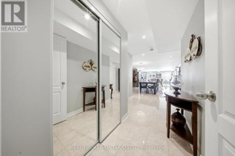 171 Gold Park Gate Essa (angus) ON L3W 0B4