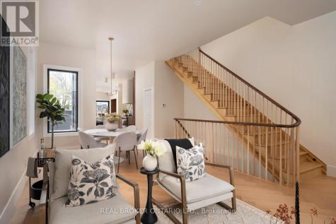 256 Major Street Toronto (university) ON M5S 2L6