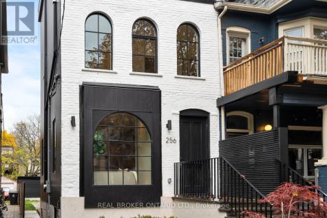 256 Major Street Toronto (university) ON M5S 2L6