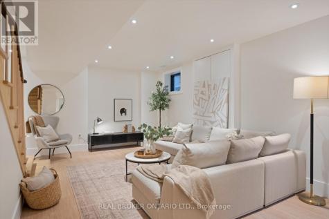 256 Major Street Toronto (university) ON M5S 2L6