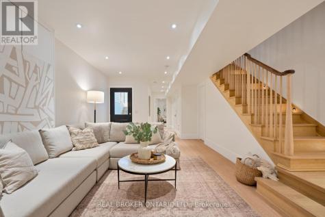 256 Major Street Toronto (university) ON M5S 2L6