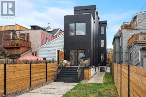 256 Major Street Toronto (university) ON M5S 2L6