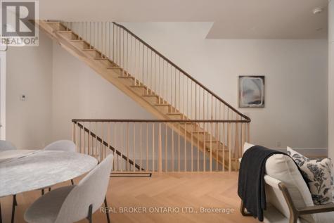 256 Major Street Toronto (university) ON M5S 2L6