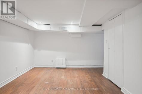 134 Jones Avenue Toronto (south Riverdale) ON M4M 3A1