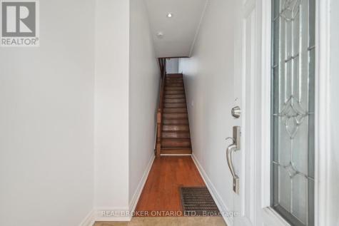 134 Jones Avenue Toronto (south Riverdale) ON M4M 3A1