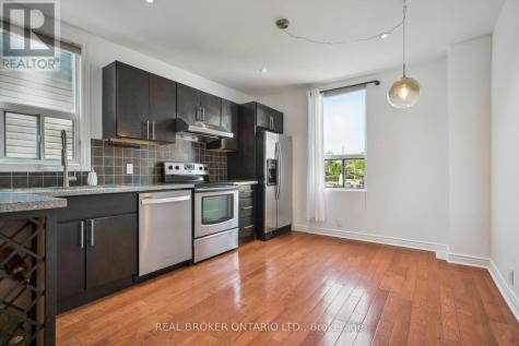 134 Jones Avenue Toronto (south Riverdale) ON M4M 3A1