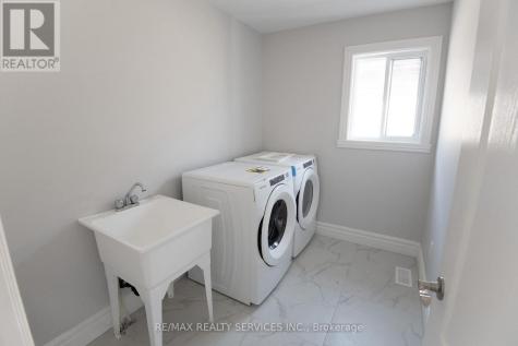 150 Tuscany Trail Chatham-kent ON N7M 0R9